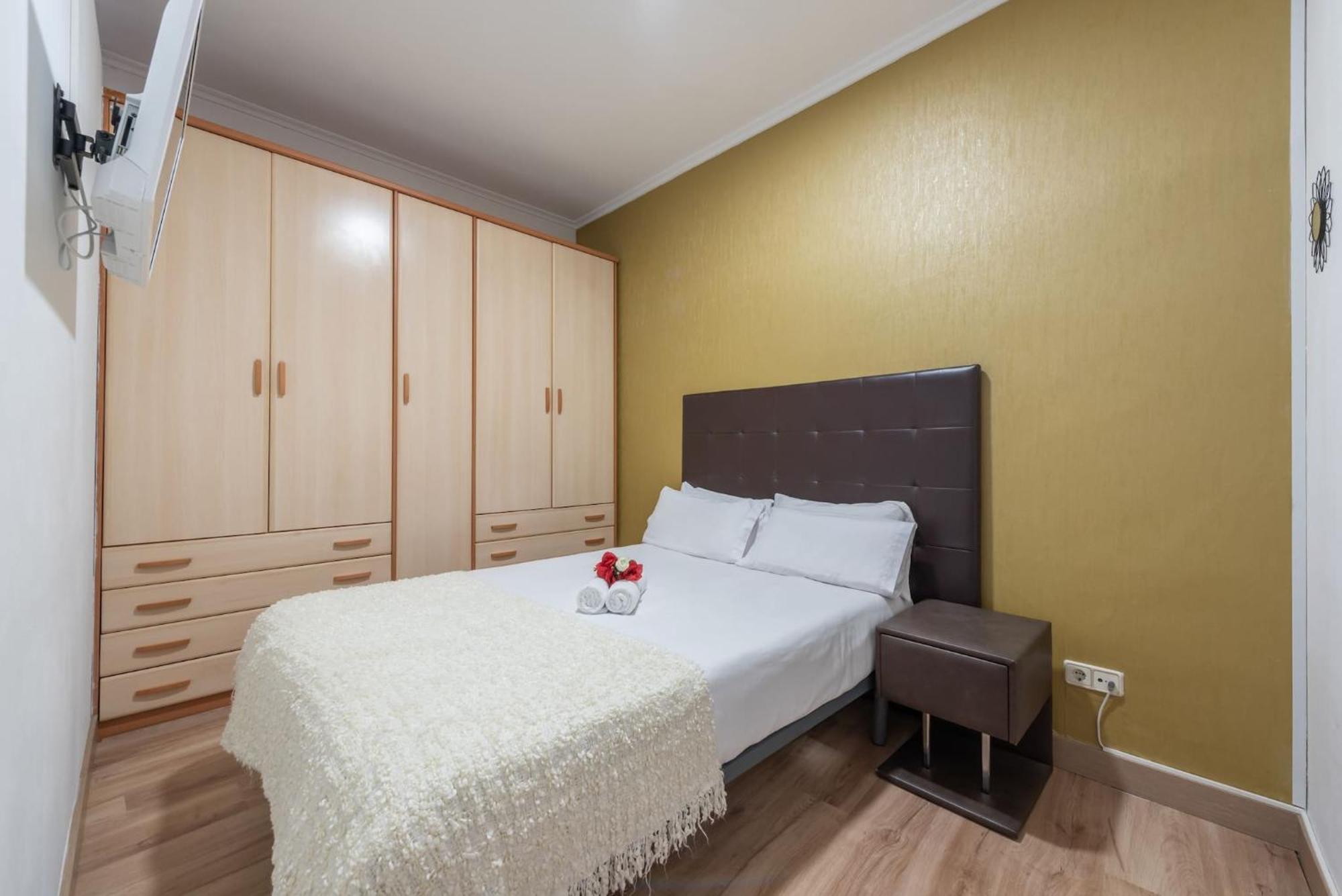 Apartamentos Day Madrid Luna Centro Gran Via Sol Malasana Екстериор снимка